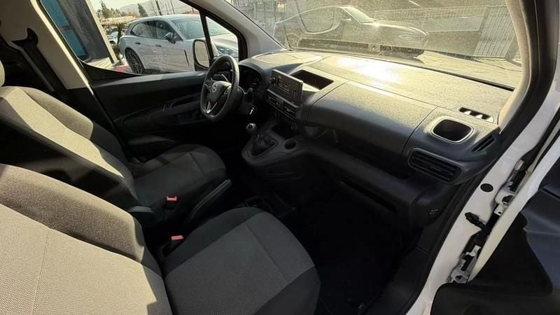 Usado Opel Combo Edition 90 HP (66 kW) 2021 Branco Monovolume