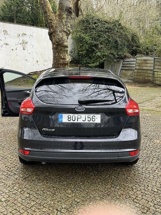 Usado Ford Focus Titanium 120 HP (88 kW) 2015 Sedan