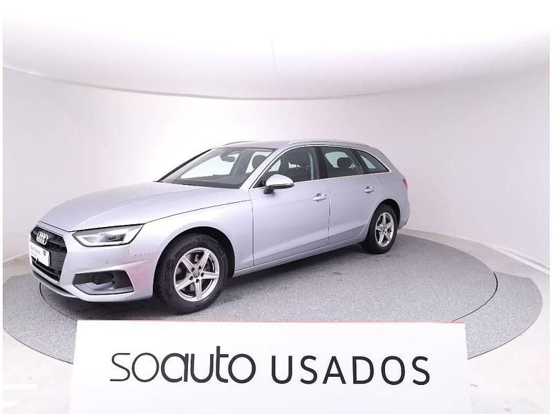 Usado Audi A4 Advanced 163 HP (119 kW) 2020 Cinzento claro metalizado Carrinha