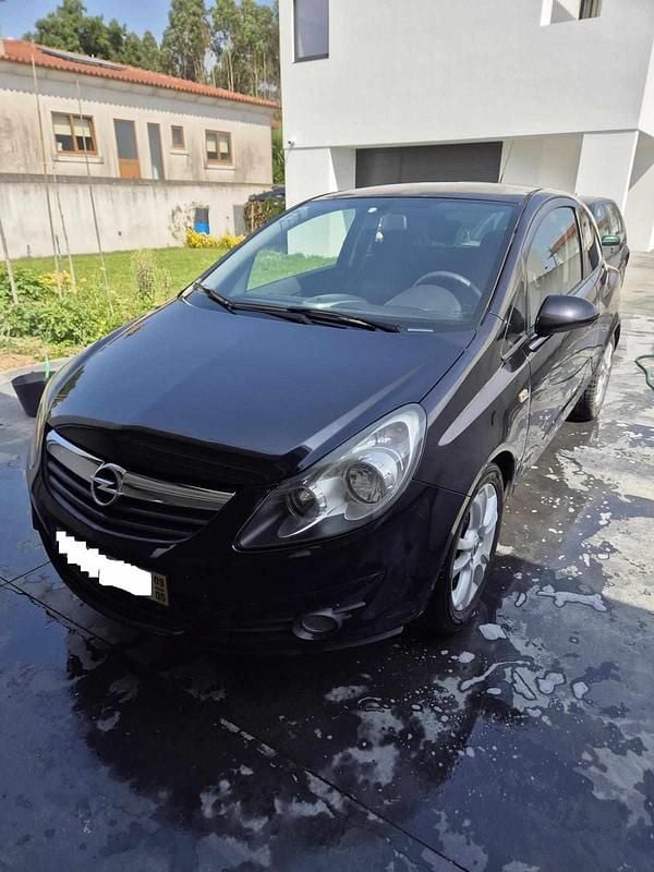 Usado Opel Corsa 80 HP (58 kW) 2009 Preto Citadino