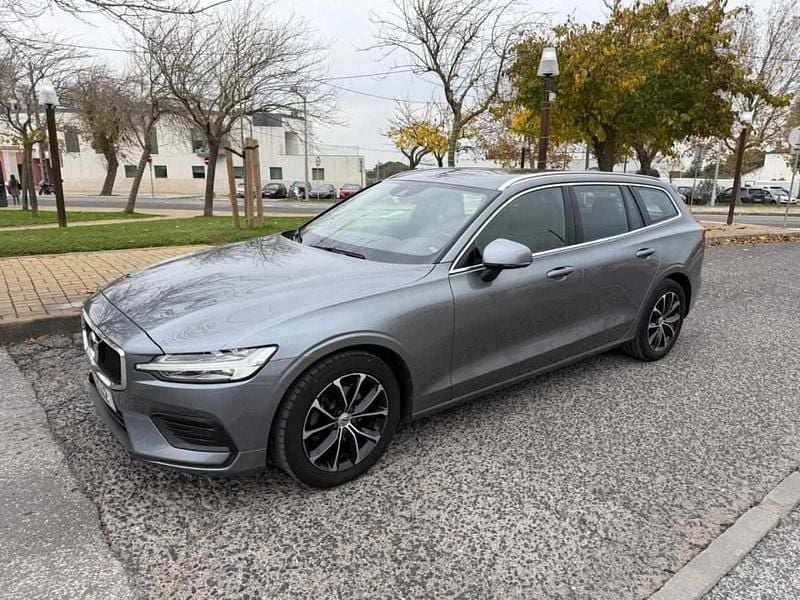Cinzento Usado 2019 Volvo V60 Carrinha | € 23.790 (Bom preço) - Imagem 1/4