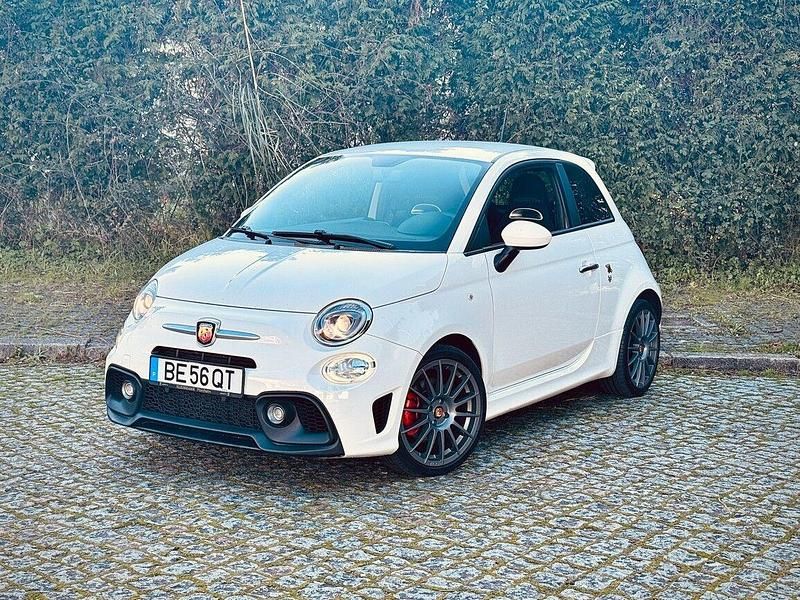Branco Usado 2017 Abarth 500 Citadino | € 15.600 - Imagem 1/4