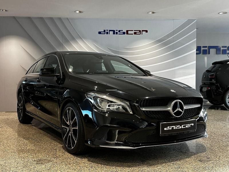 Preto Usado 2017 Mercedes CLA200 Shooting Brake Urban Carrinha | € 19.900 (Preço justo) - Imagem 1/4