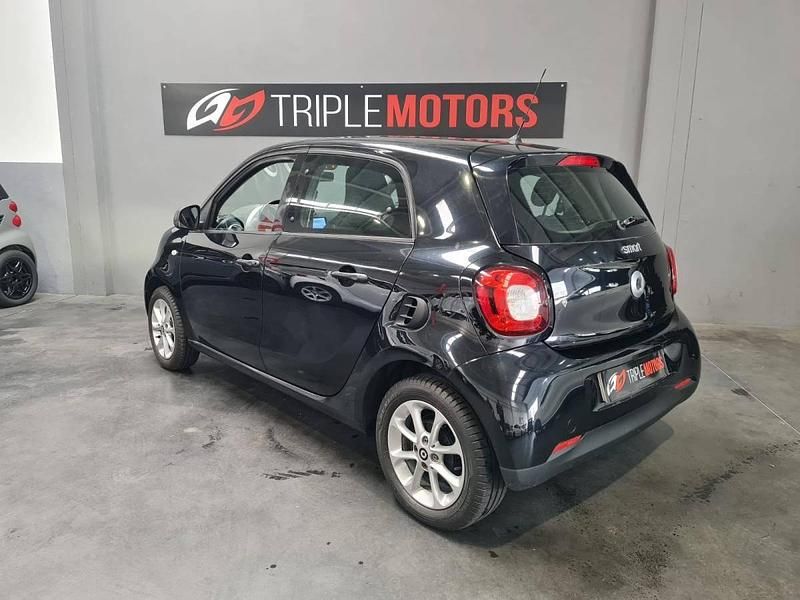 Usado Smart ForFour Passion 71 HP (52 kW) 2016 Preto Citadino