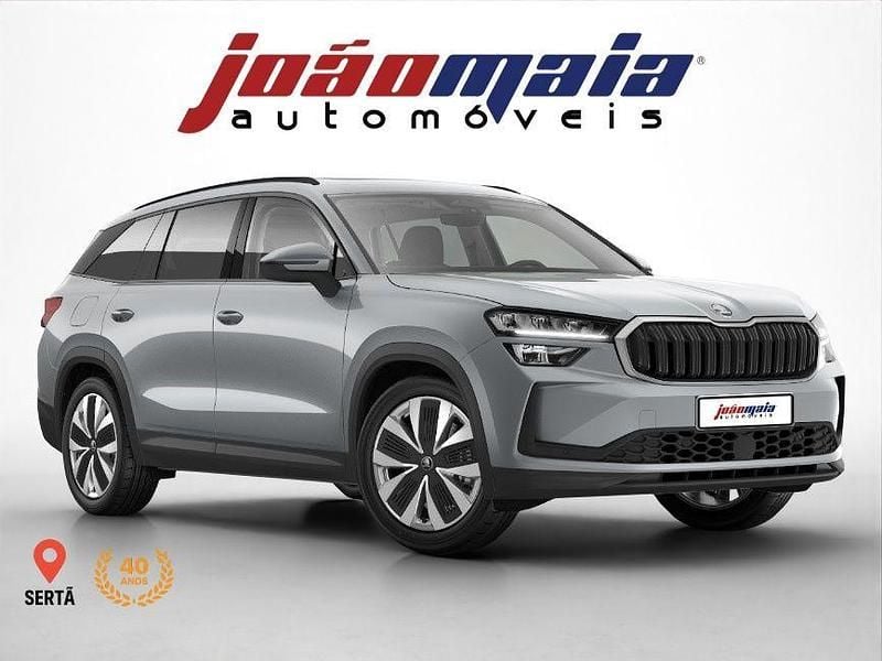 Usado Skoda Kodiaq 150 HP (110 kW) 2025 Cinzento SUV
