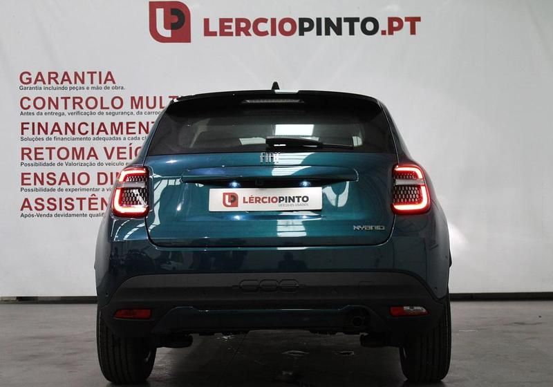 Usado Fiat 600 La Prima 136 HP (100 kW) 2025 Verde SUV