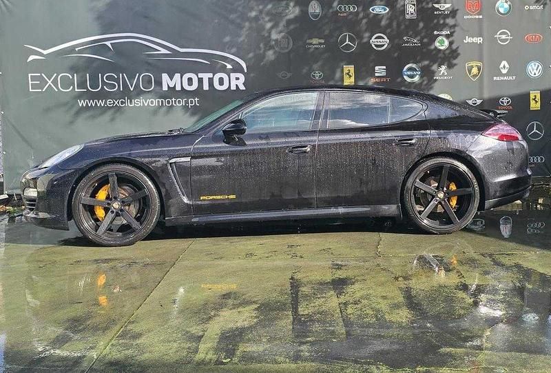 Usado Porsche Panamera 250 HP (183 kW) 2012 Preto Citadino