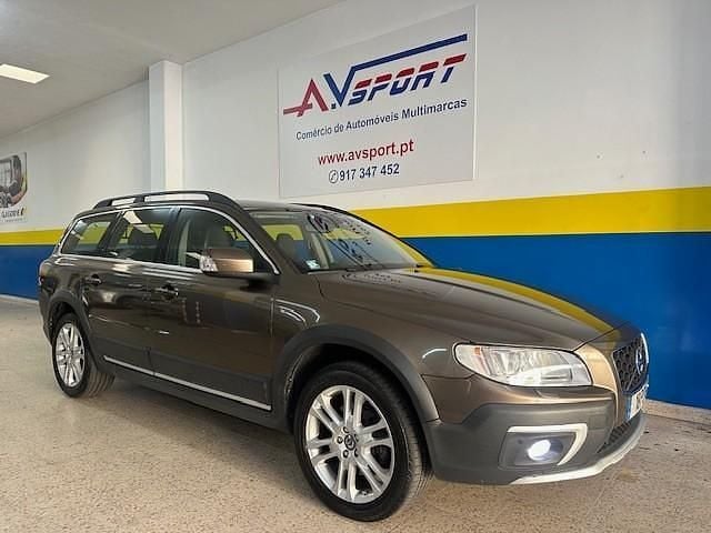 Usado Volvo XC70 181 HP (133 kW) 2014 Outra SUV