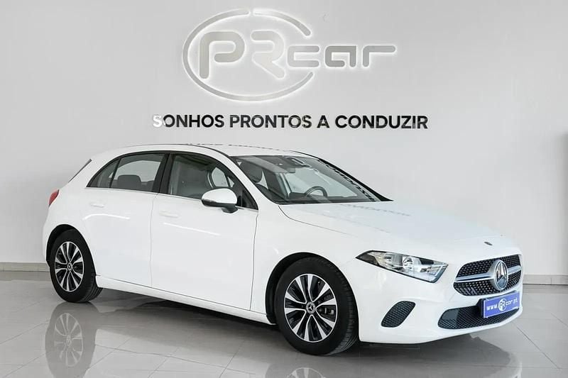 Usado Mercedes A180 Style 116 HP (85 kW) 2021 Branco Citadino