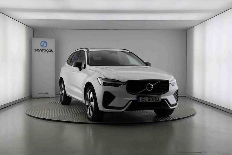 Usado Volvo XC60 Plus 350 HP (257 kW) 2024 Branco SUV