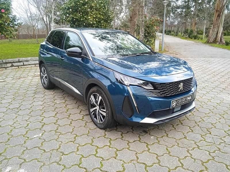 Usado Peugeot 3008 131 HP (96 kW) 2022 Azul SUV