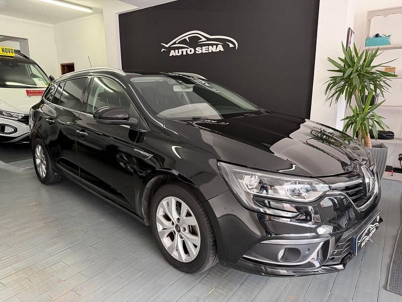 Preto Usado 2020 Renault Mégane GrandTour LIMITED Carrinha | € 15.980 (Bom preço) - Imagem 1/4