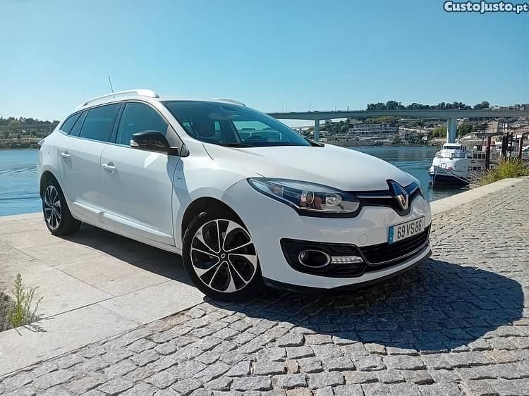 Branco Usado 2014 Renault Mégane GrandTour Bose Edition Carrinha | € 8.750 (Preço justo) - Imagem 1/1