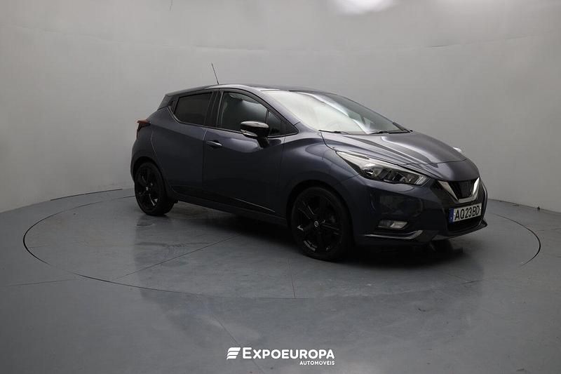 Usado Nissan Micra 92 HP (67 kW) 2022 Cinzento Citadino