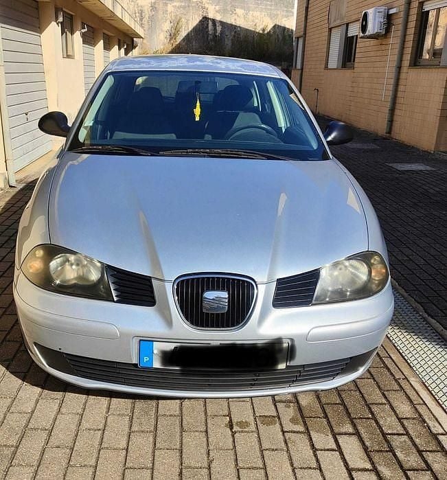Usado 2004 Seat Ibiza Sedan | € 1.000 (Super Preço) - Imagem 1/4