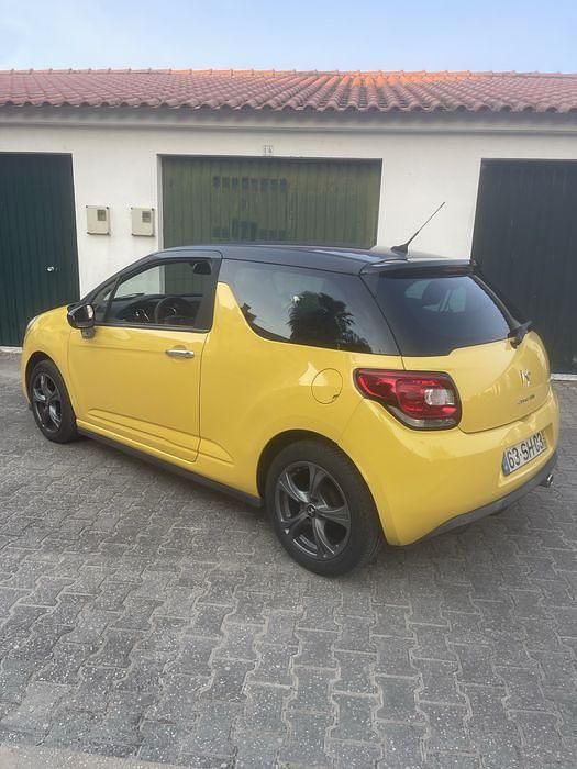 Usado Citroën DS3 So Chic 92 HP (67 kW) 2010 Citadino