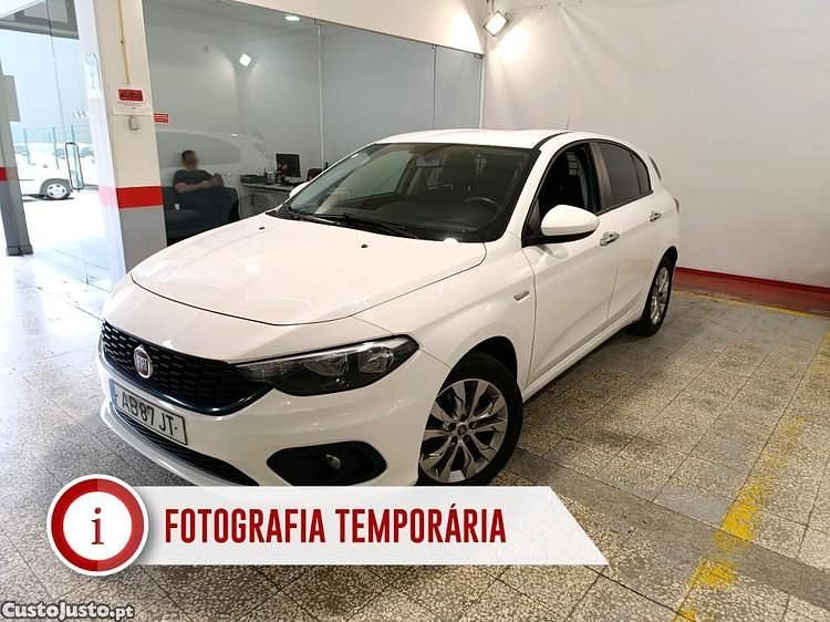 Branco Usado 2020 Fiat Tipo Van | € 12.490 (Preço justo) - Imagem 1/1