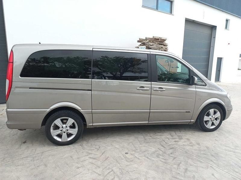 Usado 2010 Mercedes Viano Monovolume | € 21.900 - Imagem 1/4