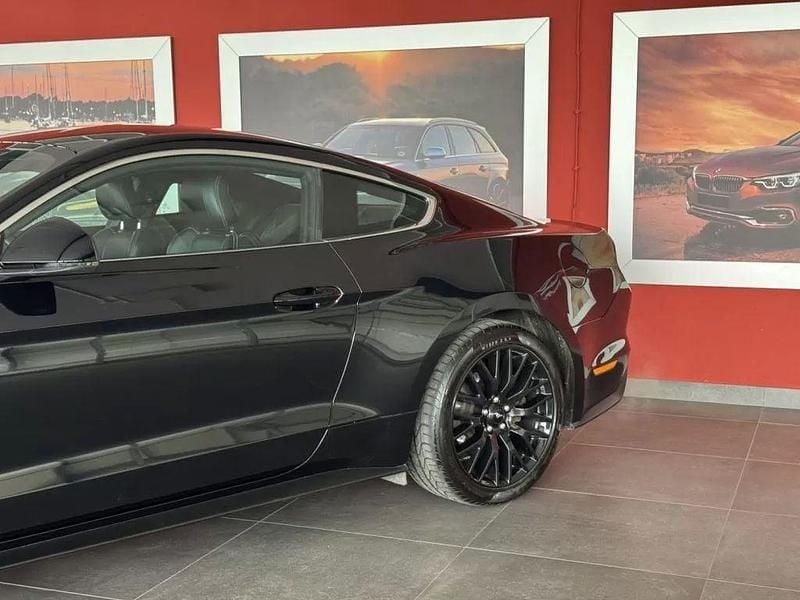Usado Ford Mustang 317 HP (233 kW) 2015 Preto Coupé