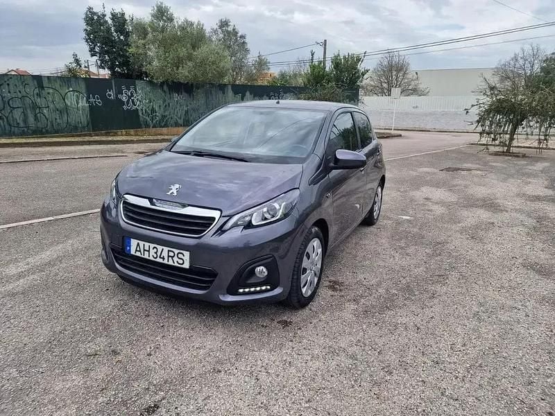 Usado Peugeot 108 Allure 72 HP (52 kW) 2021 Cinzento Citadino