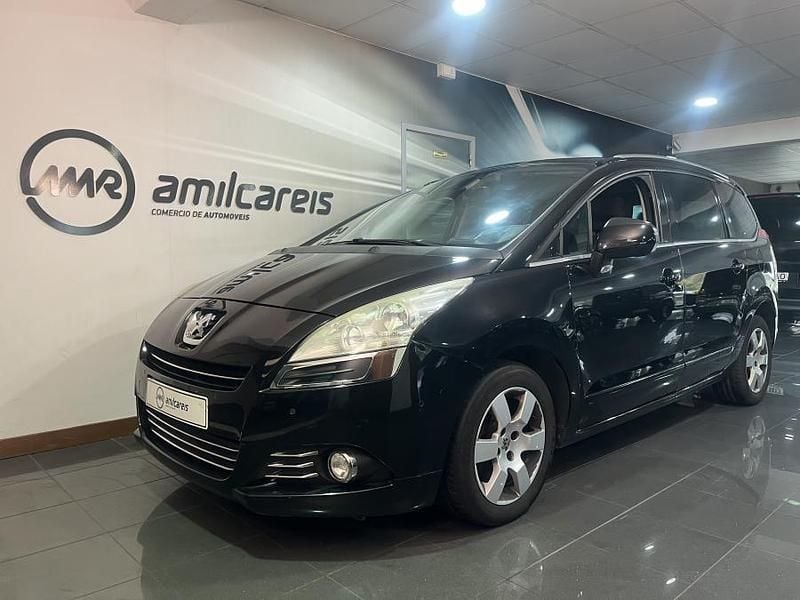 Preto Usado 2013 Peugeot 5008 Active Monovolume | € 10.900 (Preço justo) - Imagem 1/4
