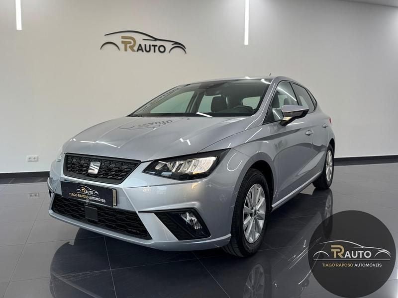 Cinza Usado 2023 Seat Ibiza Style | € 15.900 (Preço justo) - Imagem 1/4