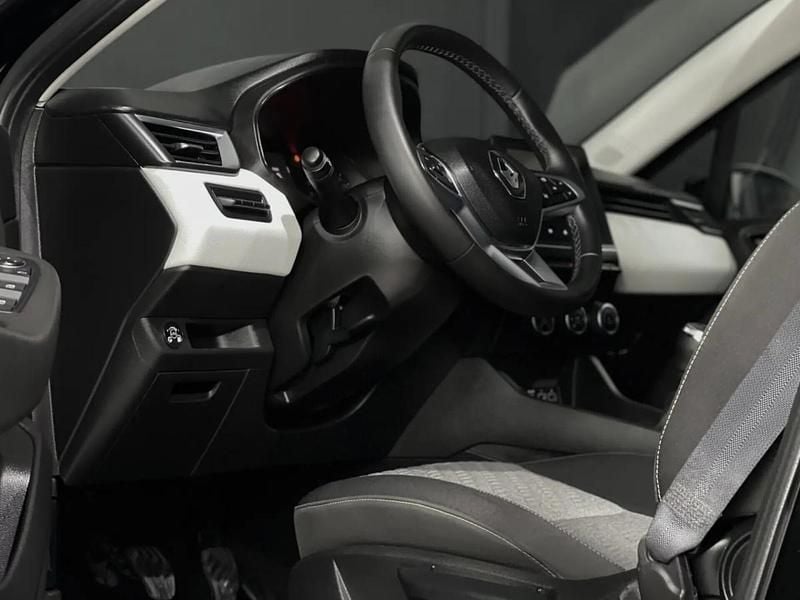 Usado Renault Clio V Evolution 91 HP (66 kW) 2023 Cinzento