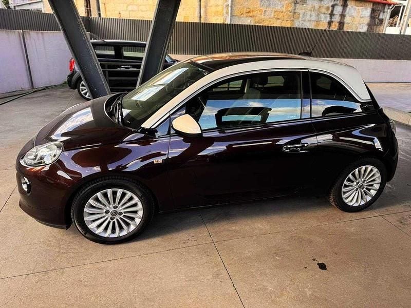 Usado Opel Adam Glam 70 HP (51 kW) 2017 Castanho Citadino