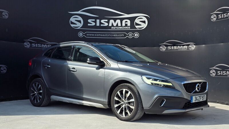 Cinza Usado 2019 Volvo V40 Carrinha | € 14.950 (Preço justo) - Imagem 1/4