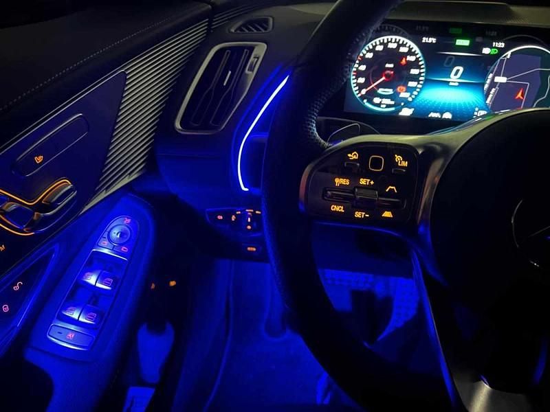 Usado Mercedes EQC400 302 kW (411 HP) 2021 Cinzento SUV