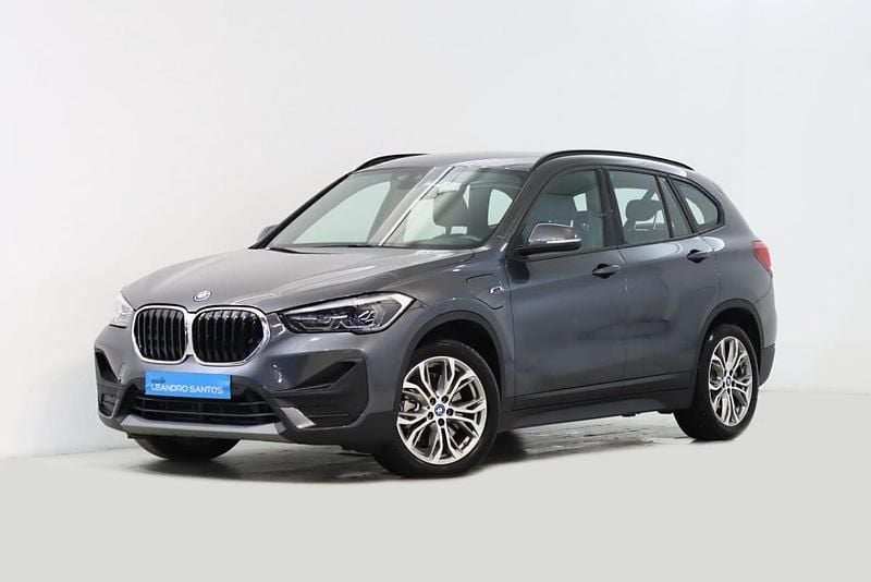 Cinzento Usado 2022 BMW X1 SUV | € 30.900 (Preço justo) - Imagem 1/4