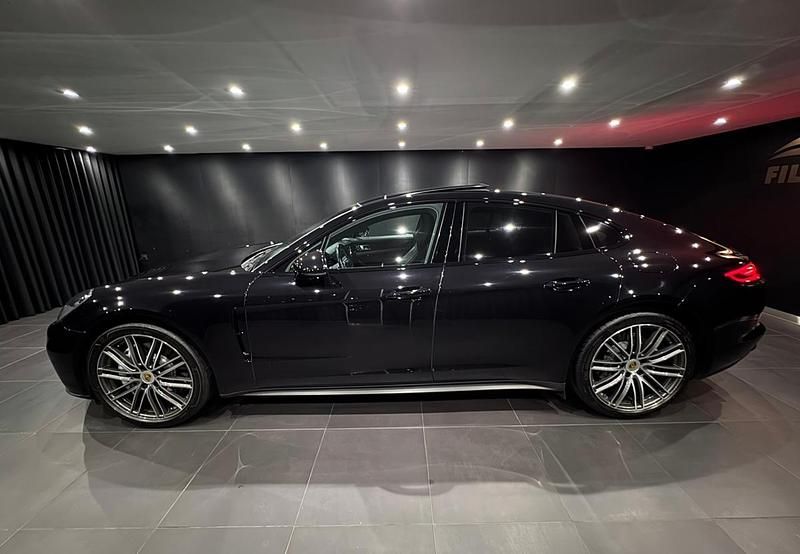 Usado Porsche Panamera 462 HP (339 kW) 2017 Preto Sedan