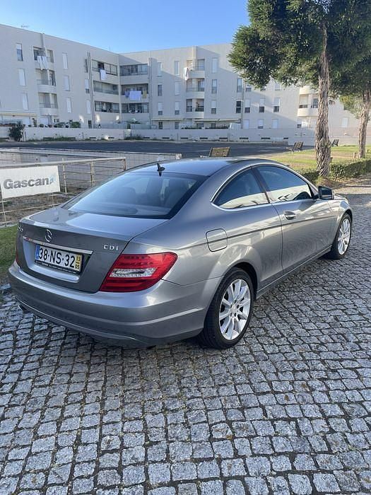 Usado 2013 Mercedes C250 Coupé | € 16.500 (Preço justo) - Imagem 1/4