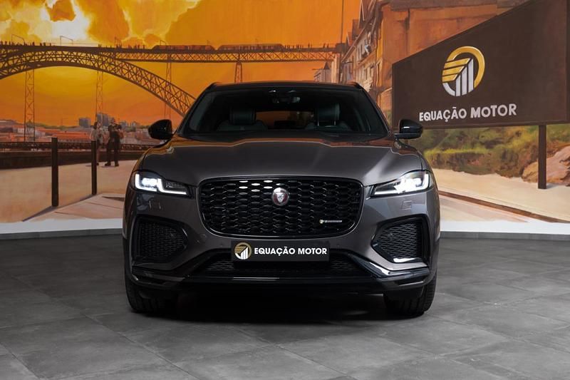 Usado Jaguar F-Pace R-Dynamic 204 HP (150 kW) 2022 Cinzento SUV