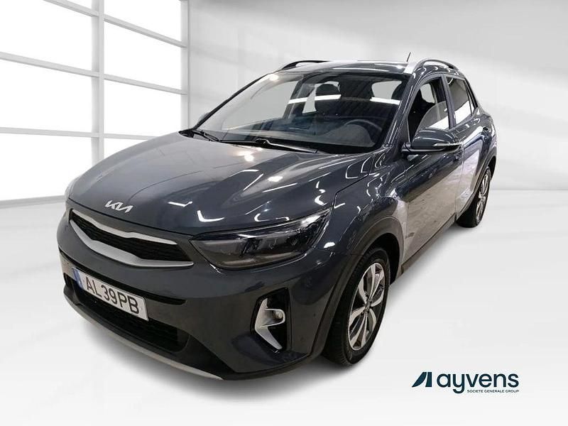 Usado Kia Stonic 100 HP (73 kW) 2021 Laranja SUV