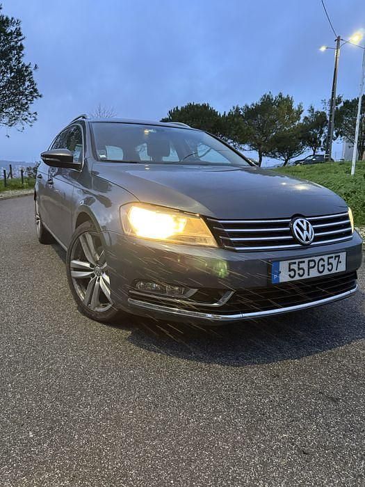 Usado VW Passat 105 HP (77 kW) 2011 Sedan