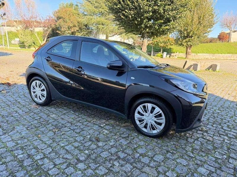 Preto Usado 2023 Toyota Aygo X SUV | € 15.500 (Bom preço) - Imagem 1/4