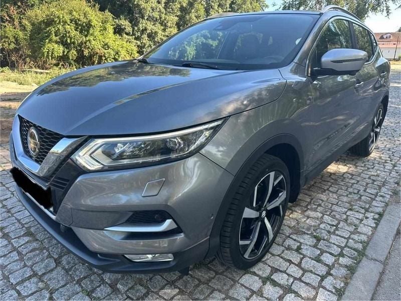 Cinzento Usado 2018 Nissan Qashqai SUV | € 19.490 (Preço justo) - Imagem 1/4