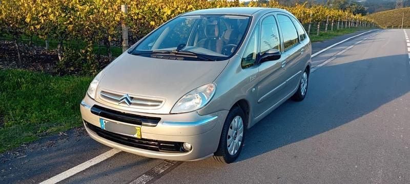 Usado 2005 Citroën Xsara Picasso Monovolume | € 5.500 - Imagem 1/4