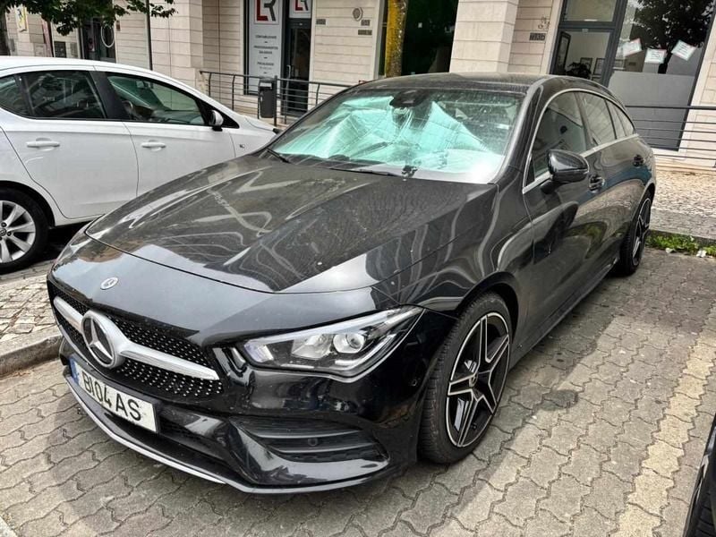 Preto Usado 2022 Mercedes CLA200 Carrinha | € 36.350 (Super Preço) - Imagem 1/4