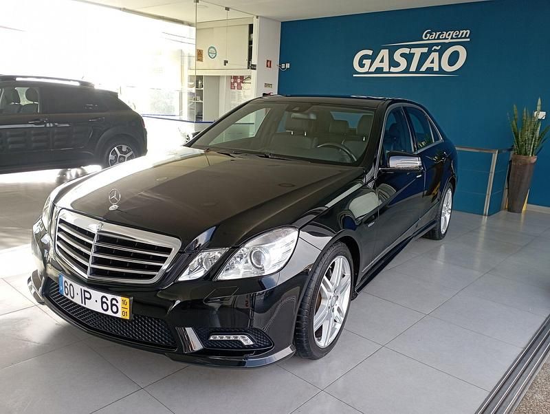Preto Usado 2010 Mercedes E250 Avantgarde Sedan | € 17.750 - Imagem 1/4