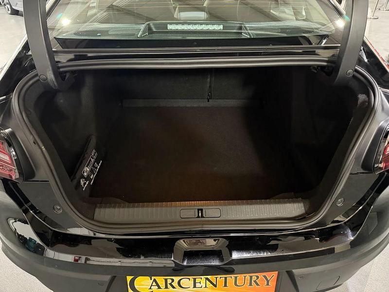 Usado Citroën C4 Feel 131 HP (96 kW) 2024 Preto SUV