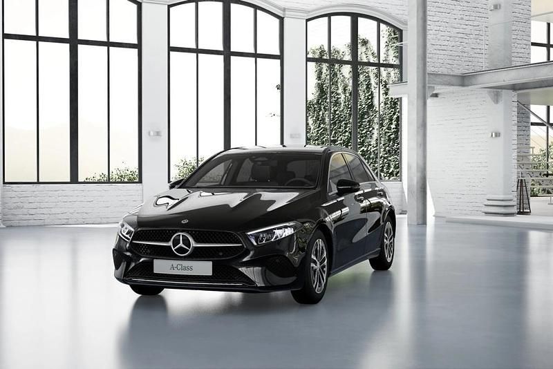 Preto Novo 2025 Mercedes A250 Citadino | € 52.175 (Preço elevado) - Imagem 1/4