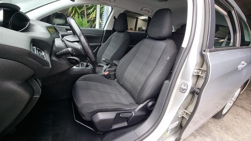 Usado Peugeot 308 Access 120 HP (88 kW) 2015 Cinza Carrinha