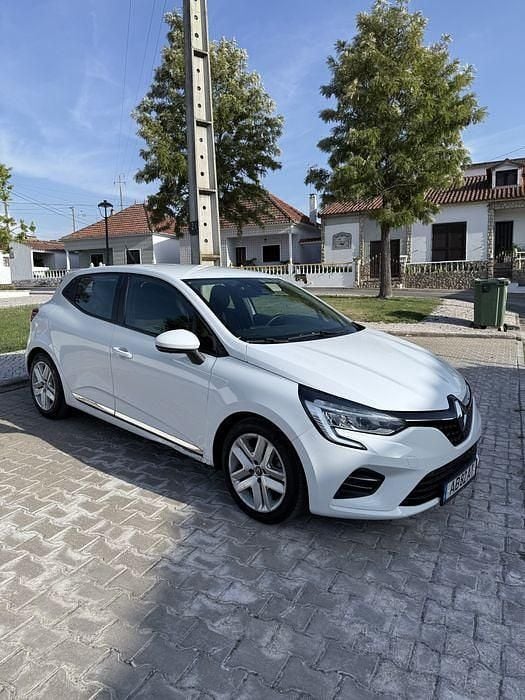 Usado 2020 Renault Clio V Sedan | € 13.900 (Super Preço) - Imagem 1/4