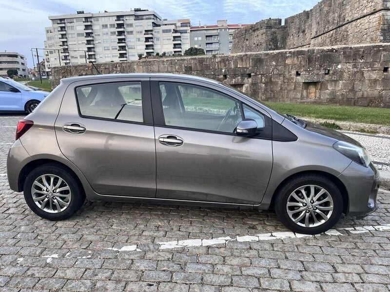 Usado Toyota Yaris 69 HP (50 kW) 2017 Sedan