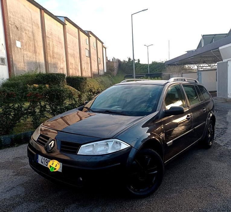 Usado 2005 Renault Mégane II Sedan | € 2.150 (Preço justo) - Imagem 1/4