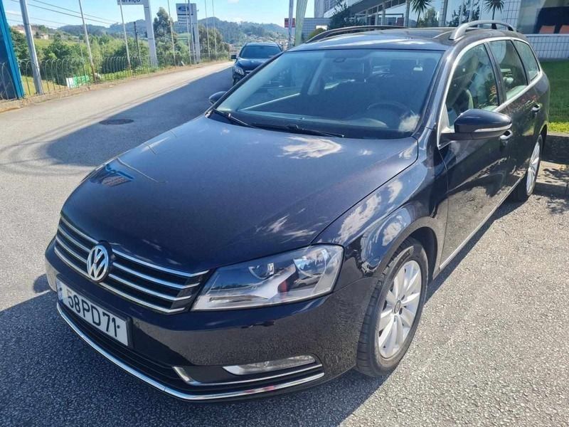 Usado VW Passat 105 HP (77 kW) 2011 Preto Carrinha