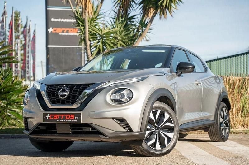Usado Nissan Juke Acenta+ 114 HP (83 kW) 2023 Cinza SUV