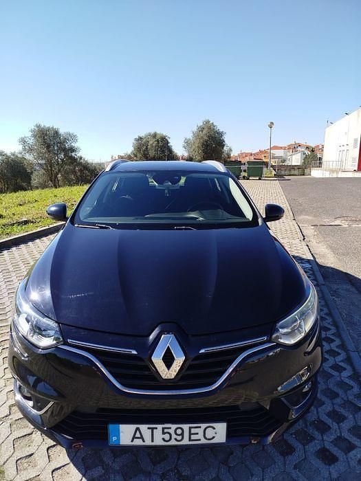 Usado Renault Mégane IV 95 HP (69 kW) 2019 Sedan